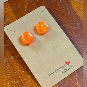 Orange studs! 12mm sparkly!!